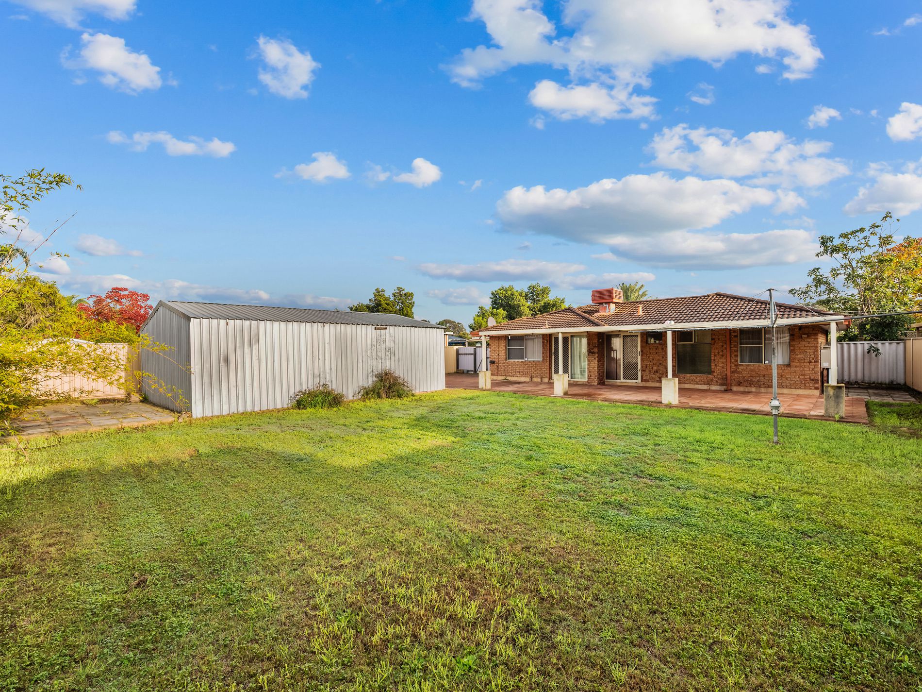 90 Inverness Circle, Camillo