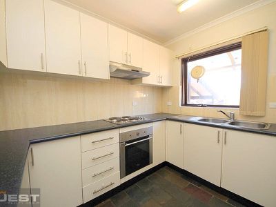 11 / 65 Chiswick Road, Greenacre