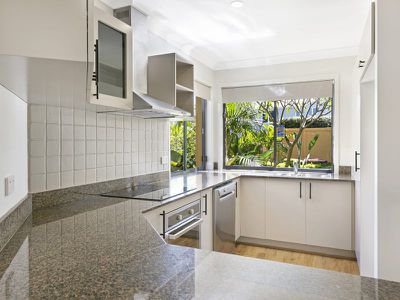 2 / 21 Mason Street, Southport
