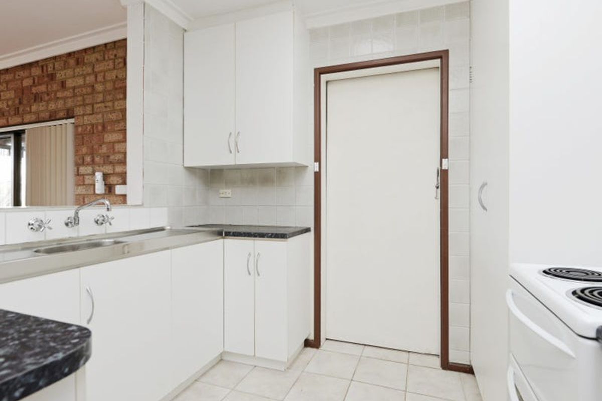 37 Freesia Way, Willetton
