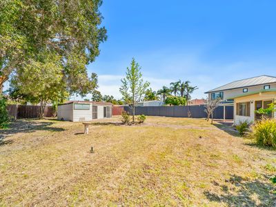 12 Placid Court, South Lake