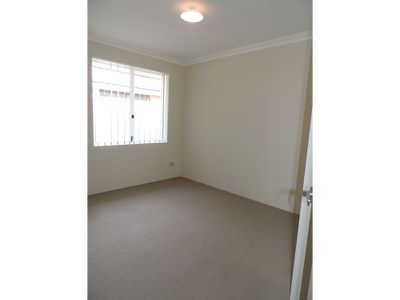 8 Kanooka Approach, Baldivis