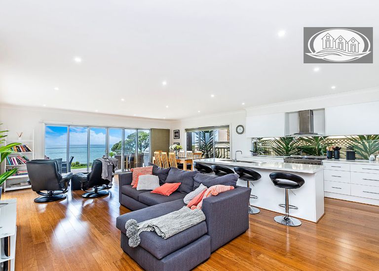 11A Seaview Terrace, Portland North
