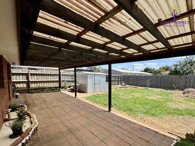 17 Esther Court, Seabrook