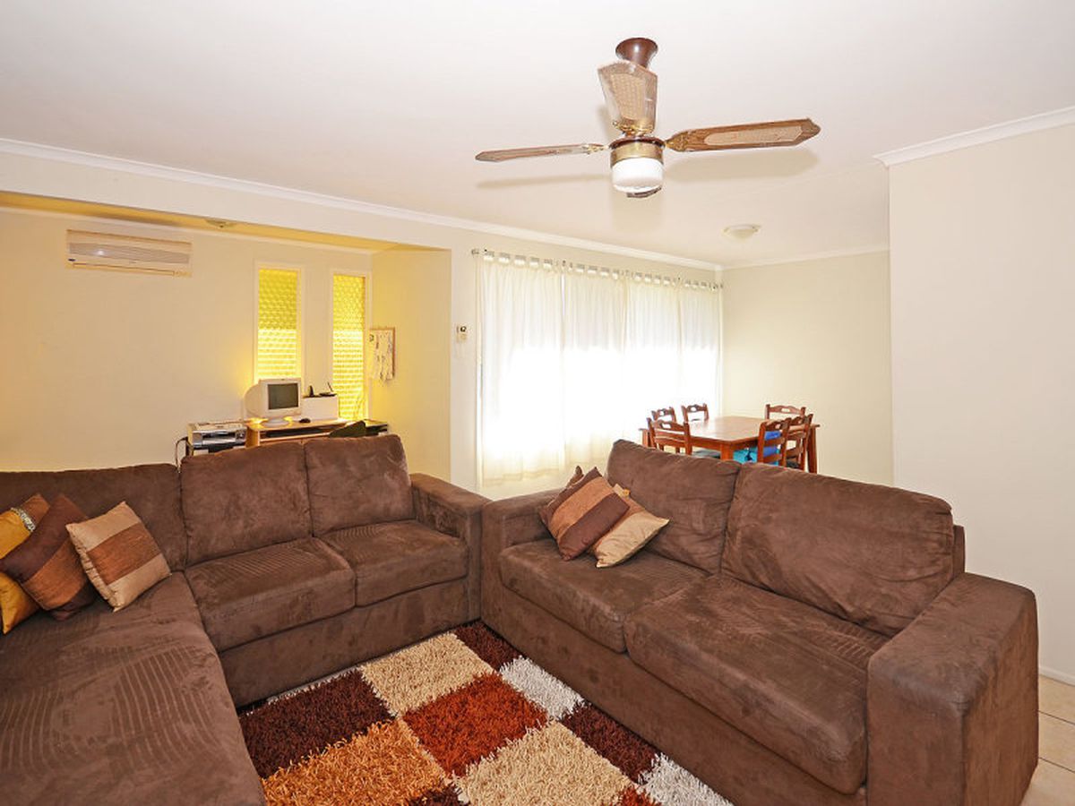 6 TURRUM STREET, Scarness