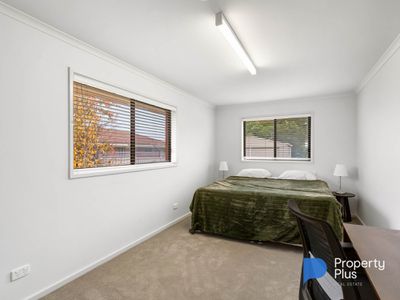 Rooms 1 - 7/11  Magazine Boulevard, Golden Square