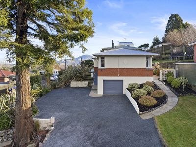 13 John Street, Abbotsford