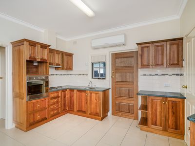 2 Olivedale Street, Birdwood