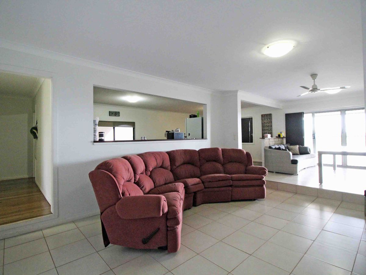 13 Tinaburra Drive, Yungaburra