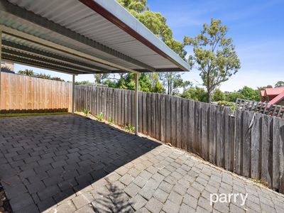 2 / 79 Outram Street, Summerhill