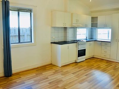 61 Glass Street, Essendon