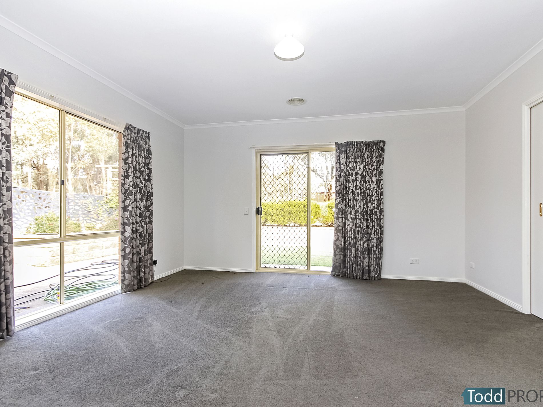 23 Braeside Drive, Junortoun
