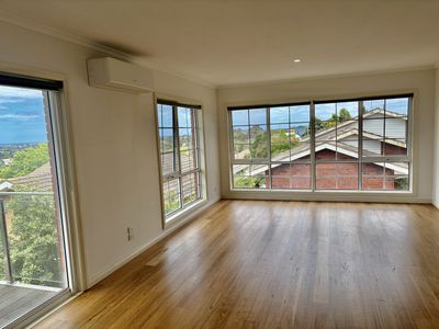 3/3 Stirling Court, Wandana Heights