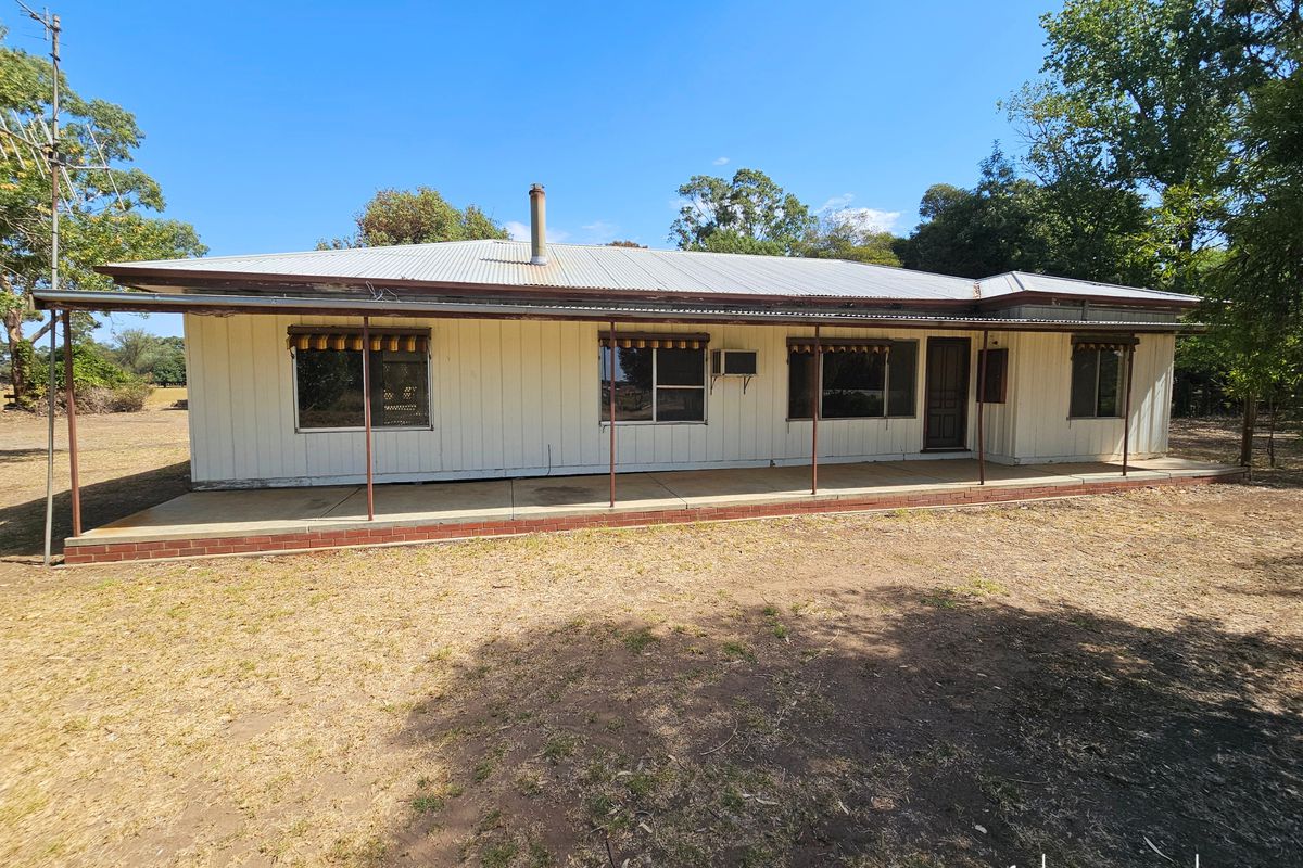 403 Hill Road, Stanhope