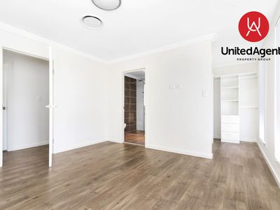 112 Village Circuit, Gregory Hills