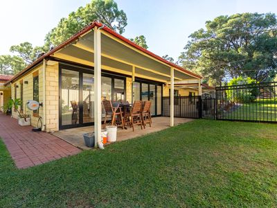 18 Oak Way, Baldivis