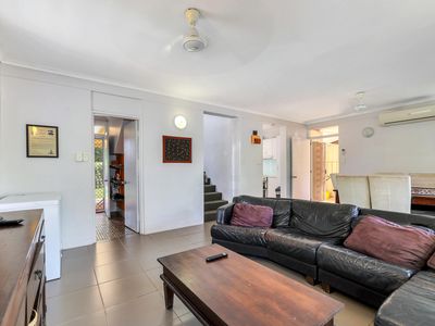 1 / 6 Colley Court, Moulden