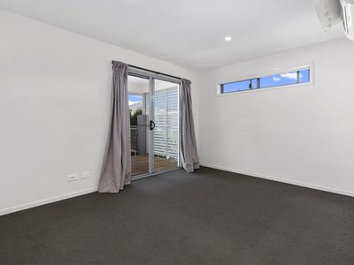107 / 120 Alma Road, Dakabin