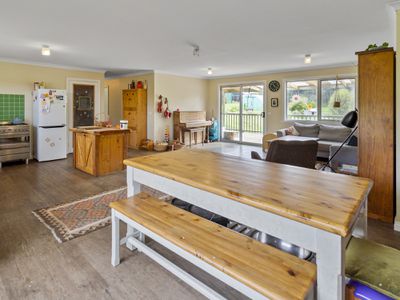 7572 Channel Highway, Cygnet