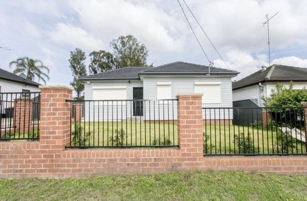 1 / 213 Richmond Road, Penrith