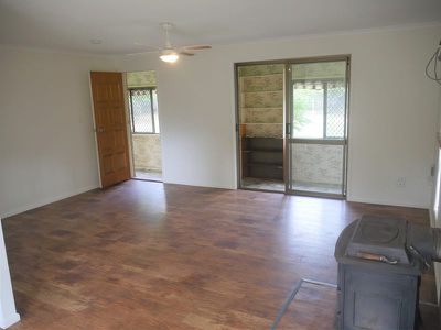 13676 D'Aguilar Highway, Nanango