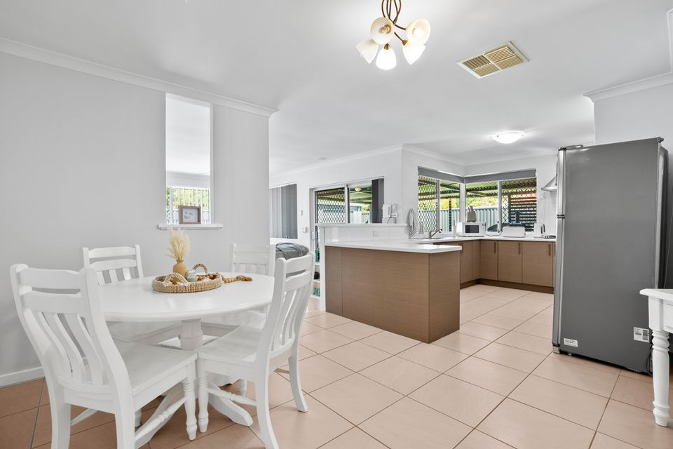 85 Coronata Drive, Warnbro