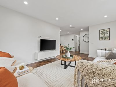 33 Amalfi Drive, Endeavour Hills