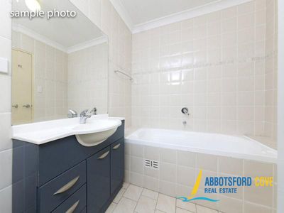 2a Hamilton Street East, North Strathfield