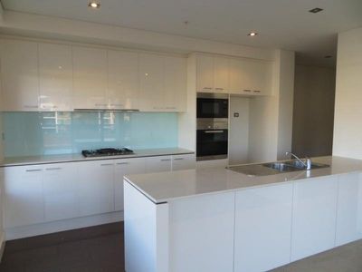 32 / 2-12 Young Street, Wollongong