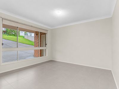 16 Jason Court, Glendale