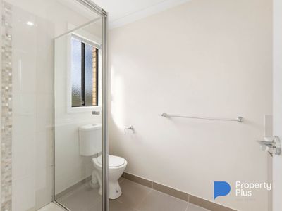 5 Deharl Court, Ascot