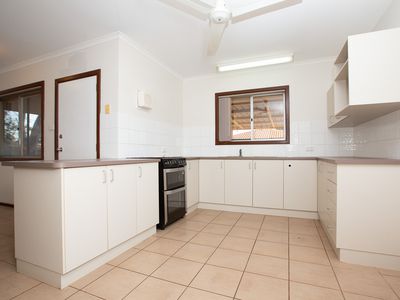2 Charon Place, South Hedland