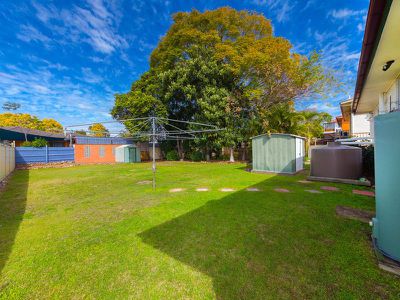 25 Trumpy Street, Silkstone