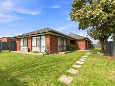2 King Avenue, Sale