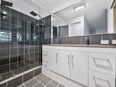 20 Northmore Crescent, Winthrop