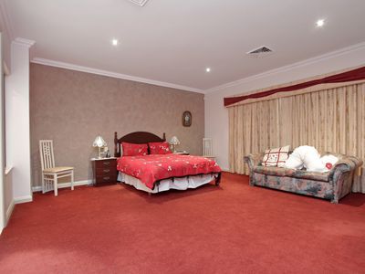 27 Ferentino Road, Stirling