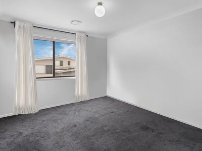 16 Ross Street, Rochedale