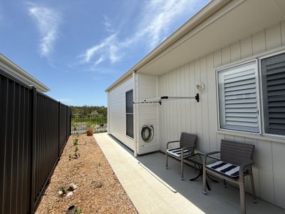 98 / 5 Serenity Drive, Eli Waters