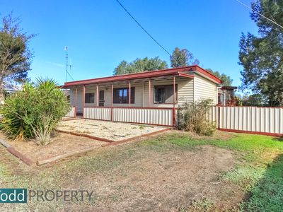 16 McMahon Street, Heathcote