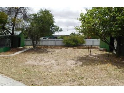 16 Johnson Street, Horsham