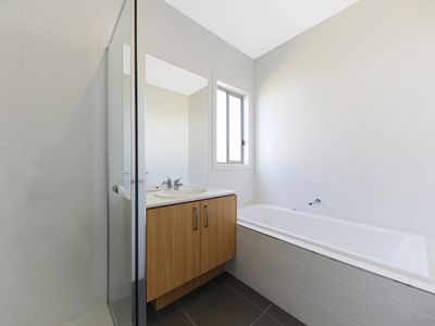 30 Rochester Crescent, Eynesbury