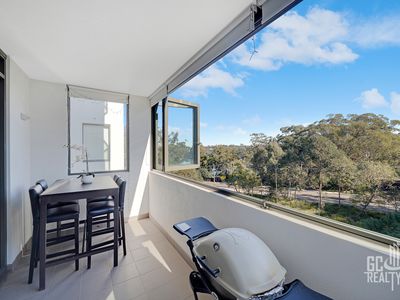 402 / 13 Waterview Drive, Lane Cove