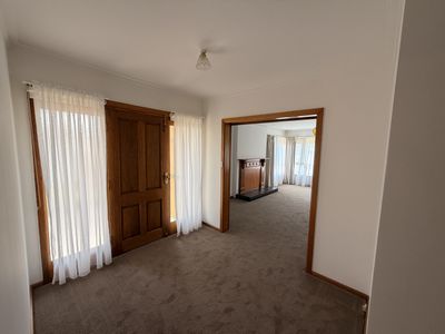 18 Ivy Street, Newcomb