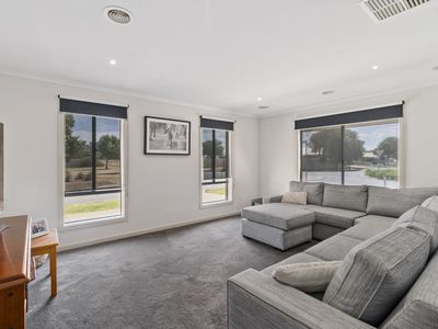 6 Courtney Street, Yarrawonga