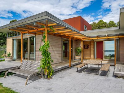 97 Thomas Road, Woodbridge