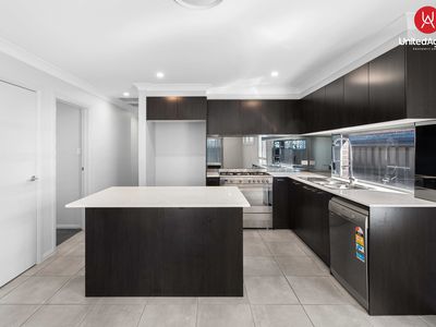 171 Village Circuit, Gregory Hills