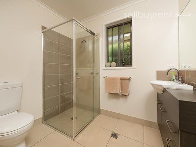 42 BREMER AVENUE, Wodonga