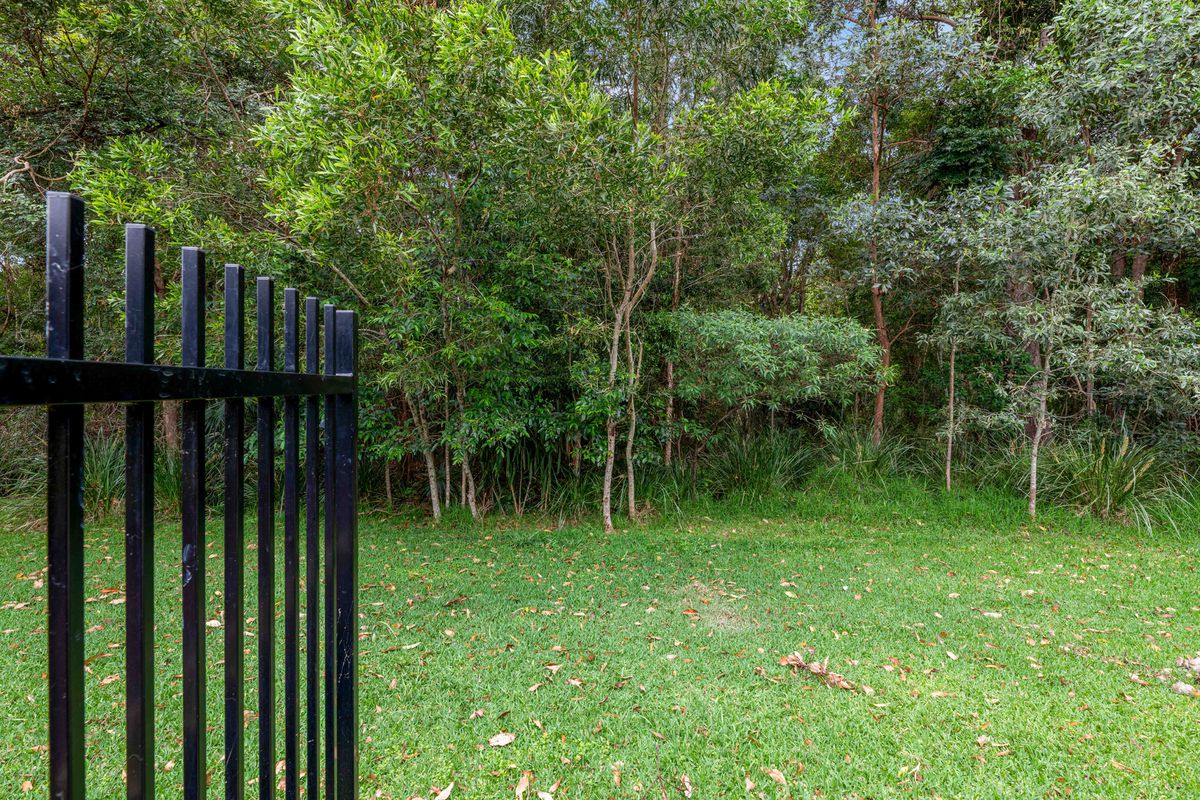 4 Eudonia Court, Elanora