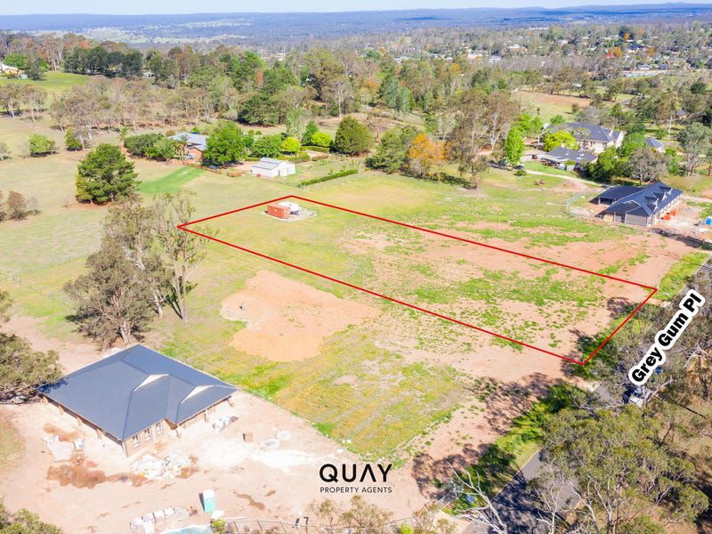 18 Grey Gum Place, Tahmoor