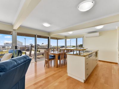 54 Foster Street, Beachport